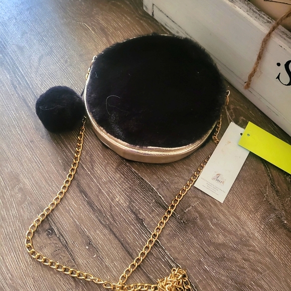 Capelli small faux fur cross body bag with gold strap - Picture 1 of 7